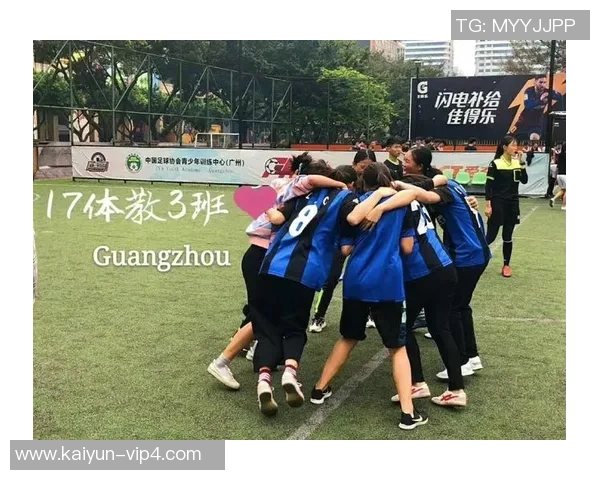 耐克携手众多顶级足球巨星共创绿茵赛场激情与荣耀 耐克携手众多顶级足球巨星共创绿茵赛场激情与荣耀